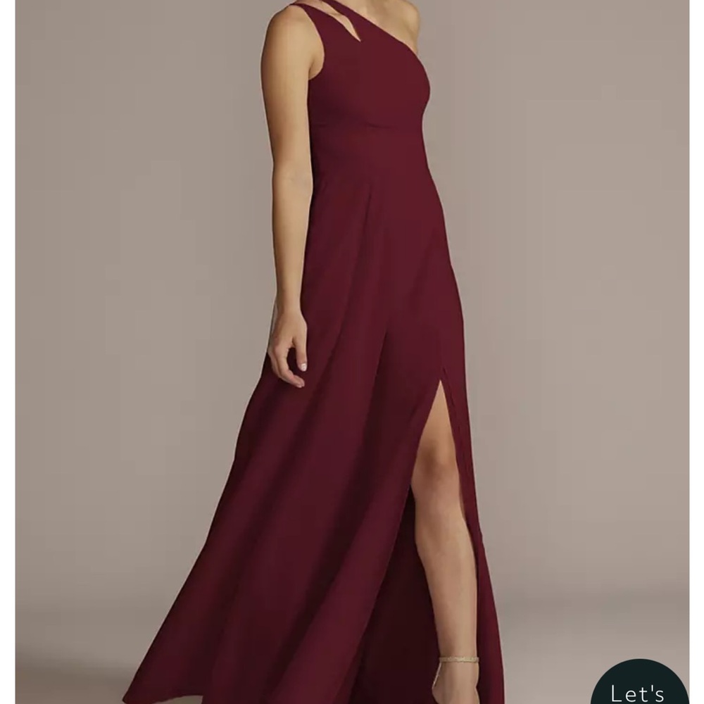 CELEBRATE DB STUDIO
Chiffon One-Shoulder Cutout Dress